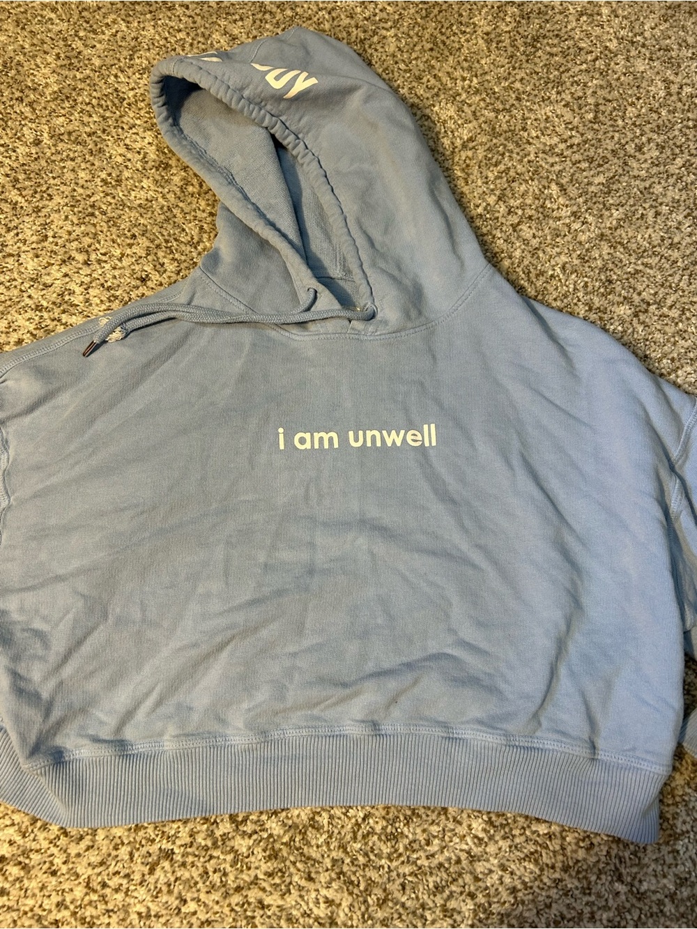 Barstool Chicks Blue "i am unwell" Cropped Hoodie